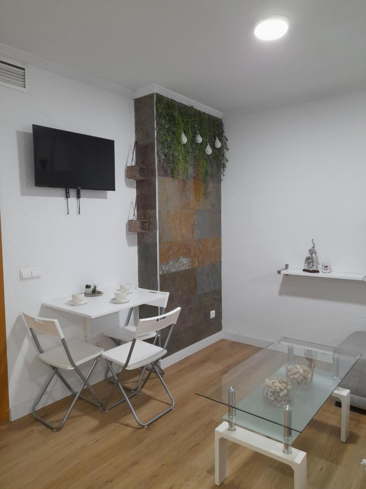 Comodo Aparta Estudio Centrico En Alicante Ngoại thất bức ảnh